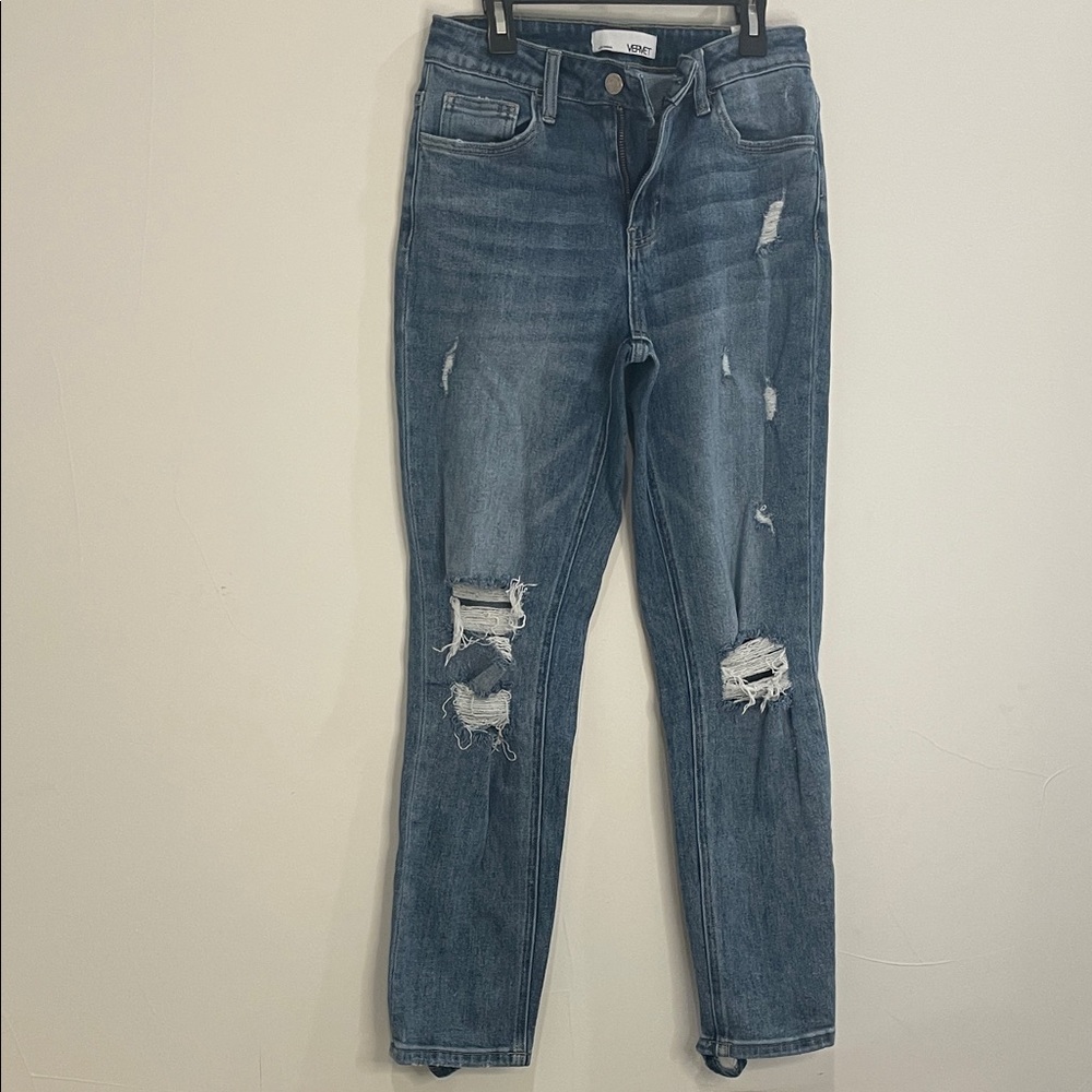 Vervet Blue Distressed Ankle Jeans